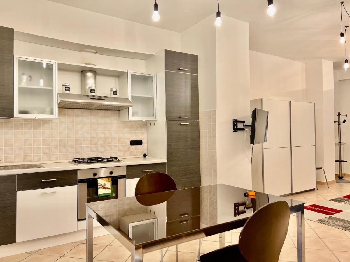 Viale Umberto I Apartments Сасари Екстериор снимка